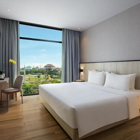 Hotel Santika Batam Exterior photo